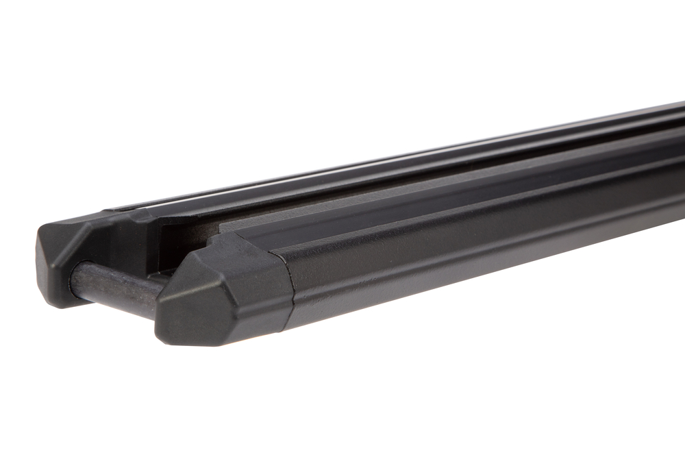 Web Use - jpg-Yakima LNL TrimHD Bar on Mark2 Leg